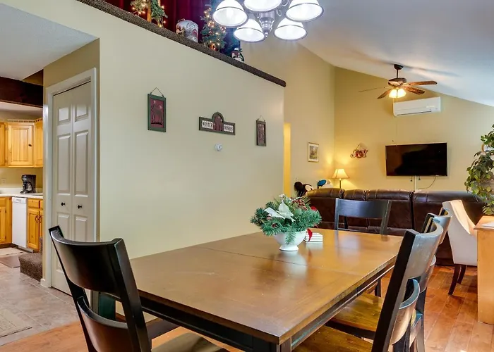 Bartlett Townhome With Balcony 1 Mi To Ski Resort!