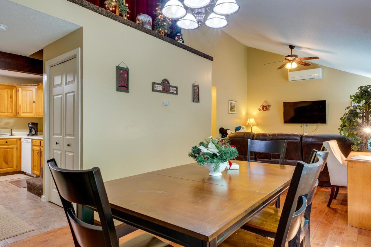 Townhome With Balcony 1 Mi To Resort! *